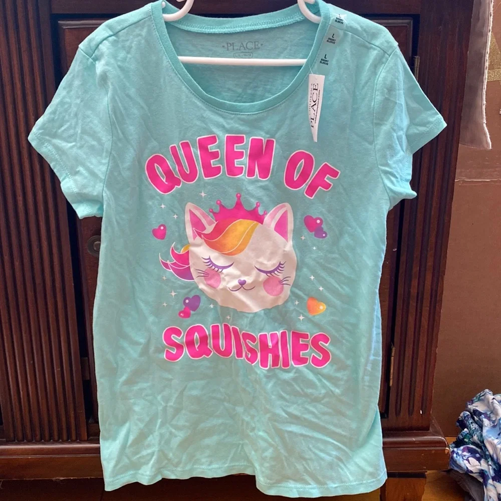 Cute Squishmellow type shirt ! Bundles welcomed! - Picture 1 of 1